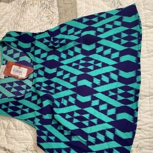 Size large Everly round neck crop top